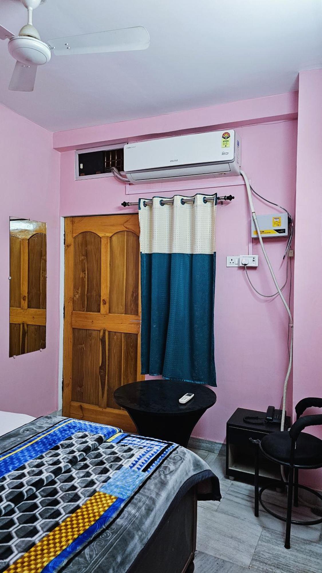 Hostel Banjara House Varanasi Exterior foto